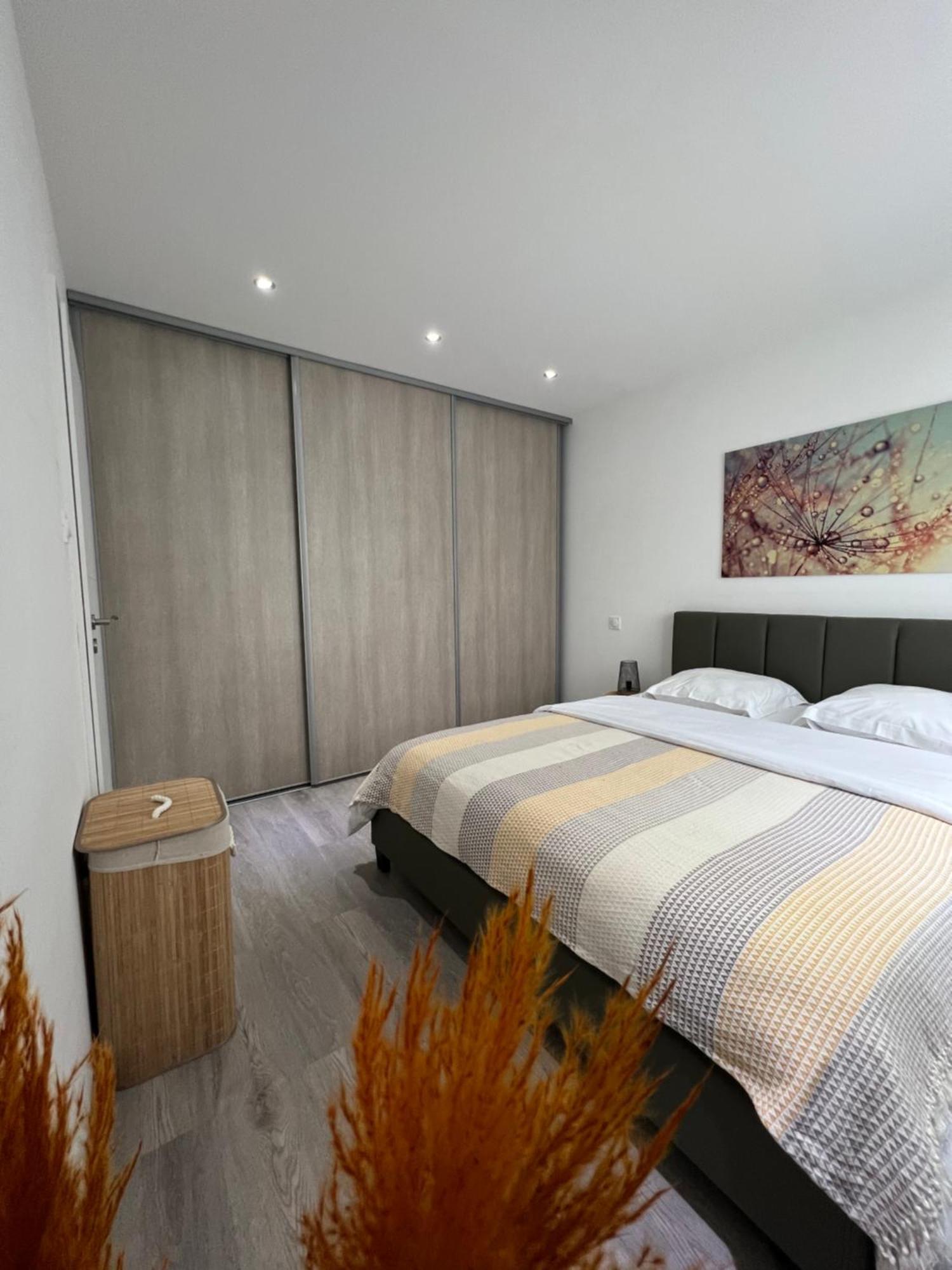 Superbe Appartement Lumineux Avec Parking Gratuit ヴィンツェンハイム エクステリア 写真